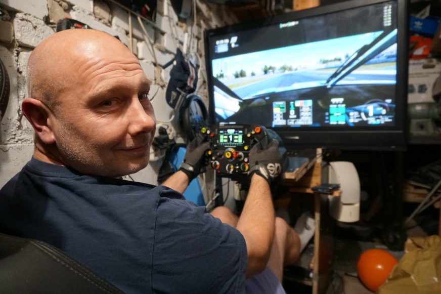 Simracing – w sam raz dla mistrza Formuły 1, ale nie tylko [ZDJĘCIA, WIDEO]