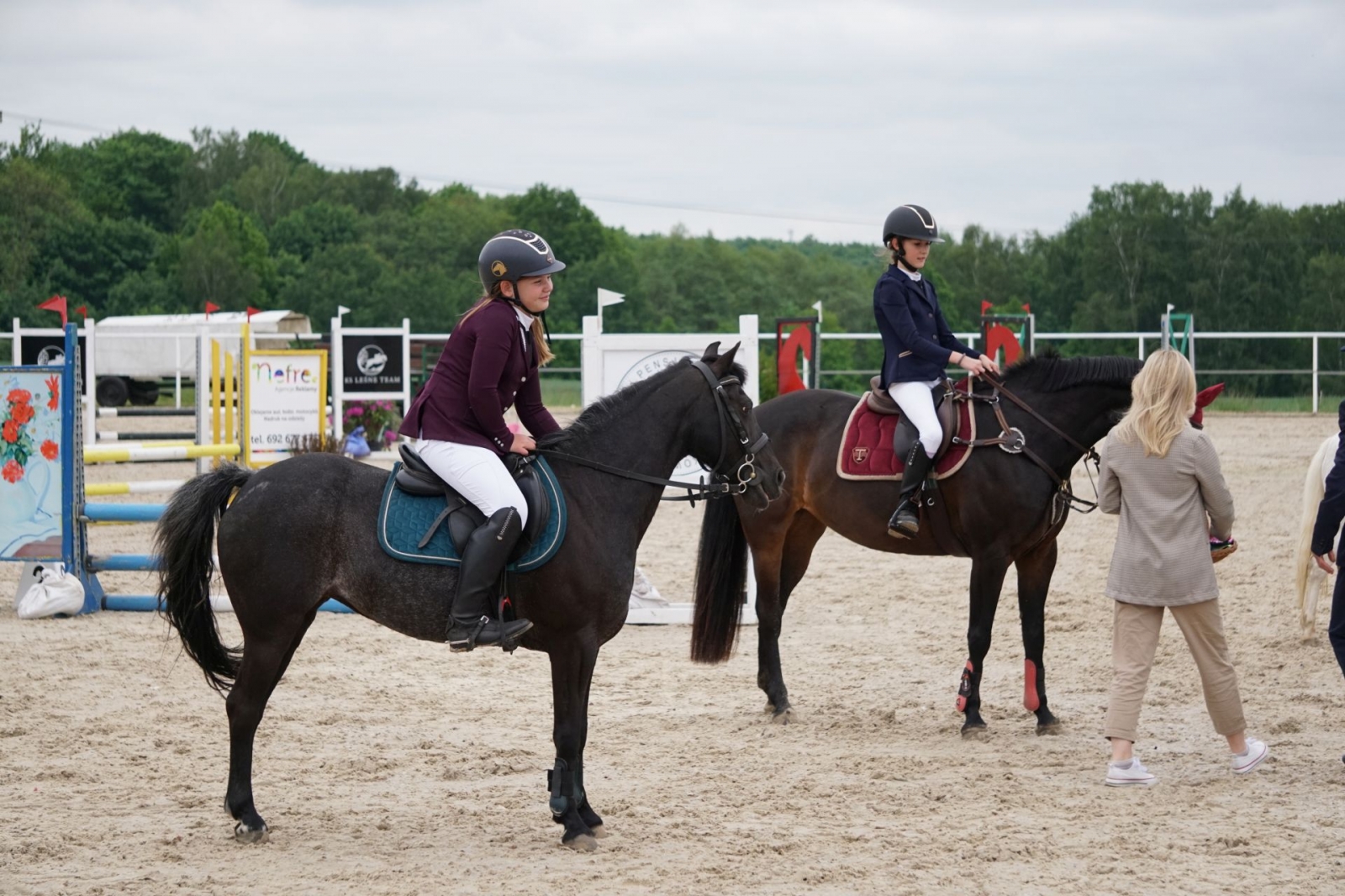 {{ item.nazwa }}