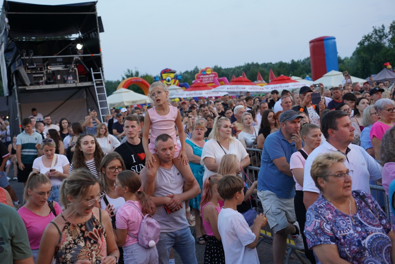 {{ item.nazwa }}