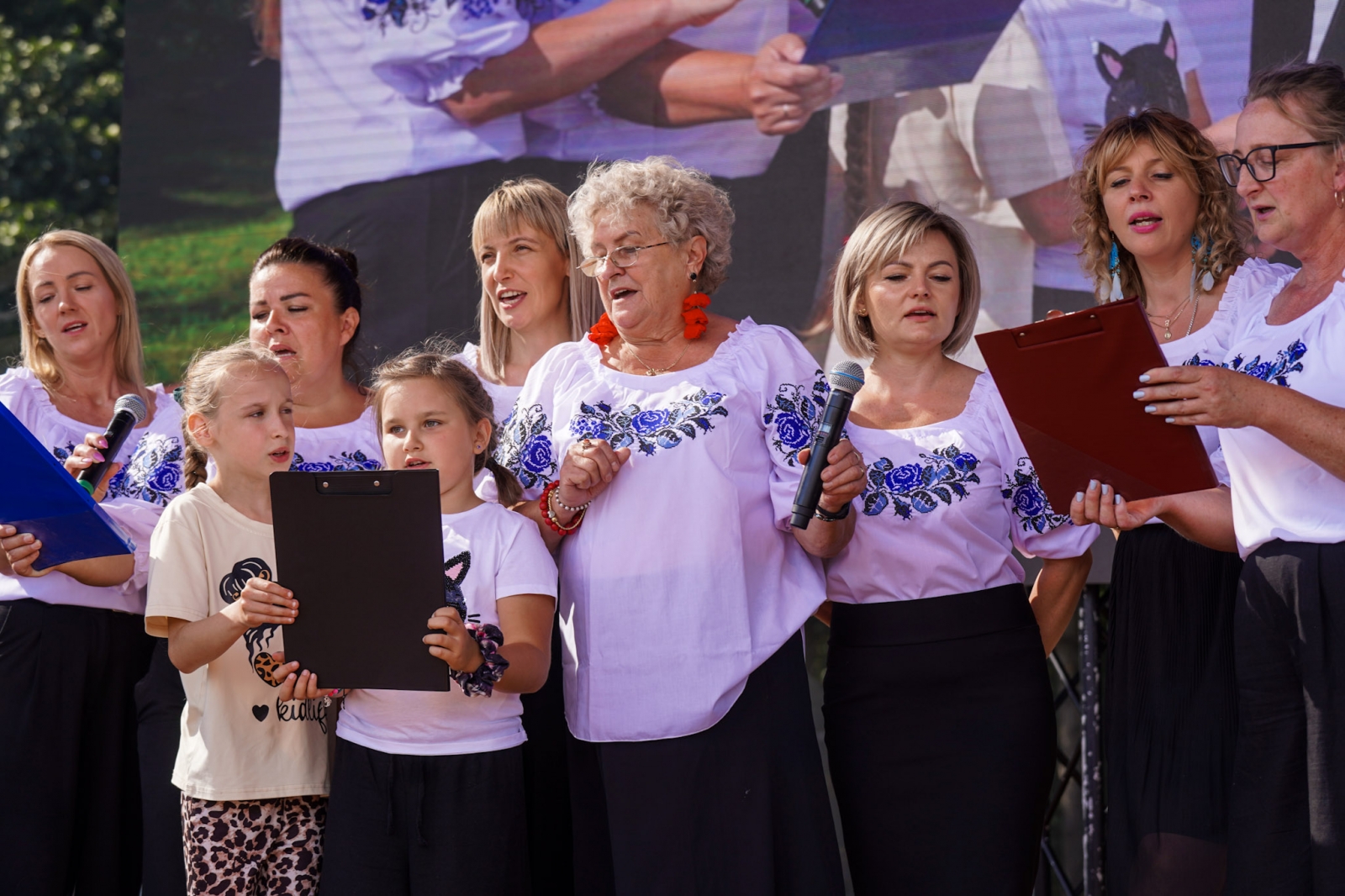 {{ item.nazwa }}