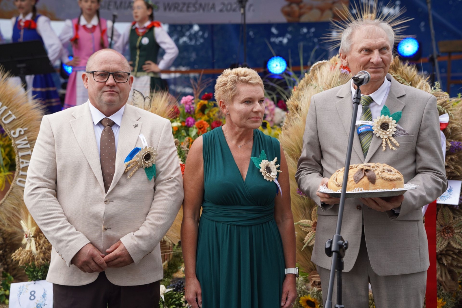 {{ item.nazwa }}