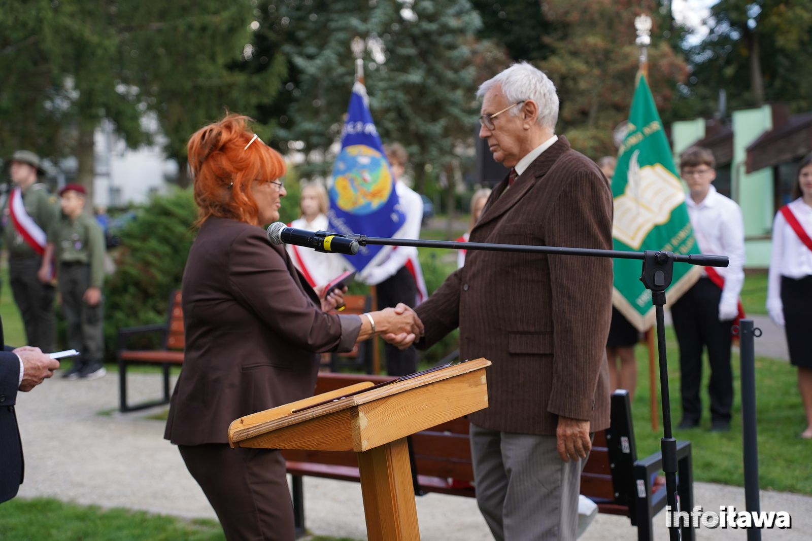 {{ item.nazwa }}
