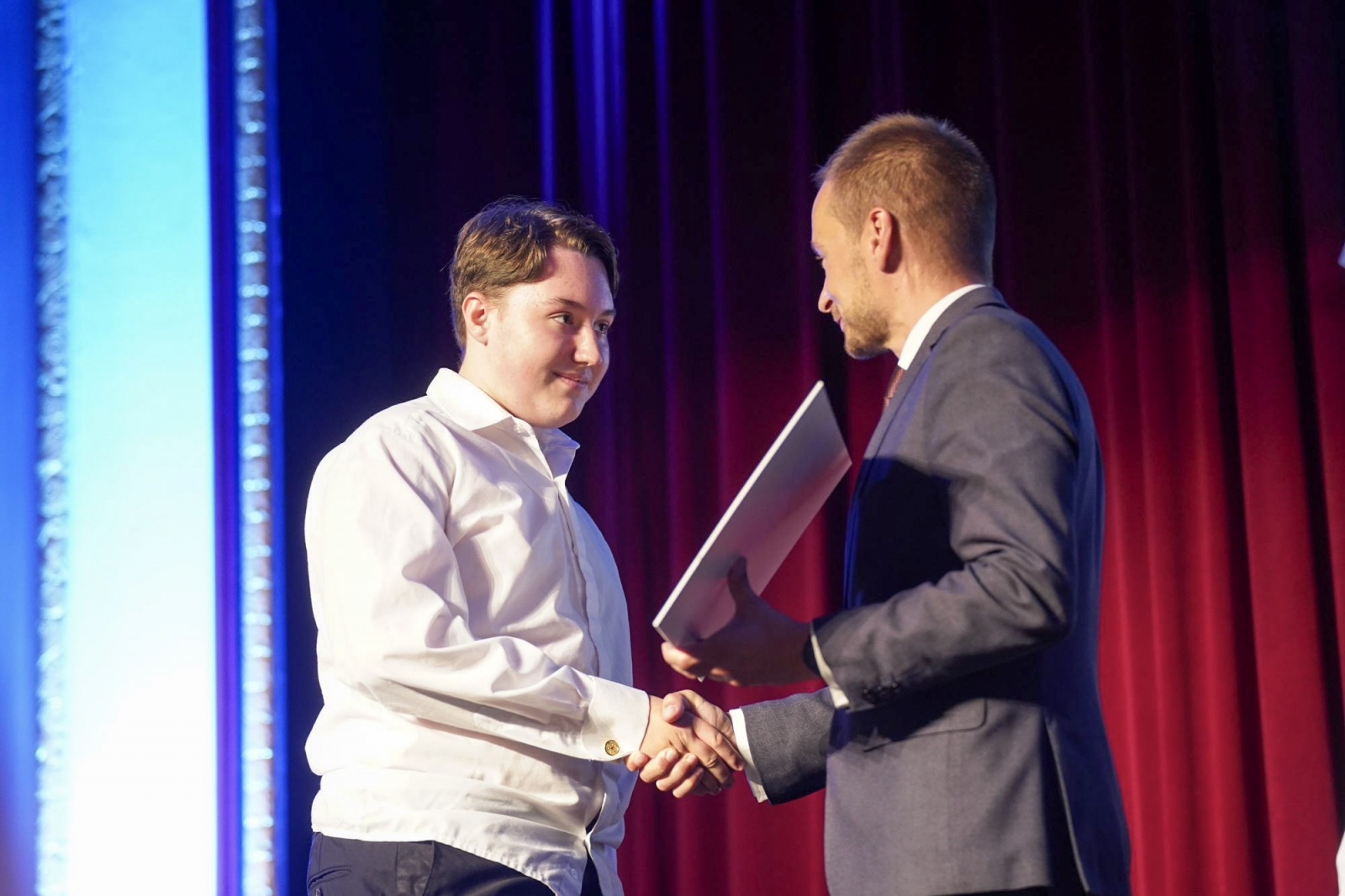 {{ item.nazwa }}